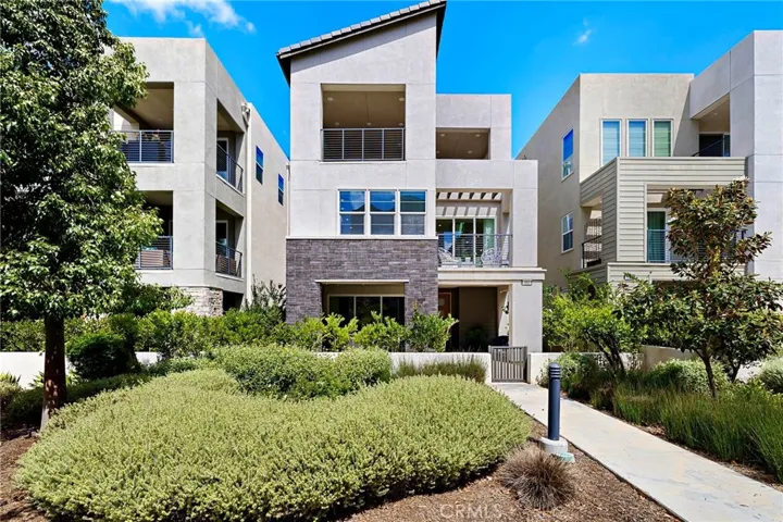 102 Pattern, Irvine, California 92618