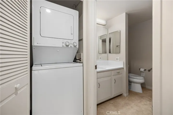 Washer/Dryer in Primary Suite dressing area.