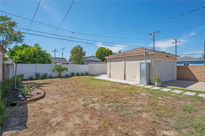 2951 Baltic Avenue, Long Beach, California 90810