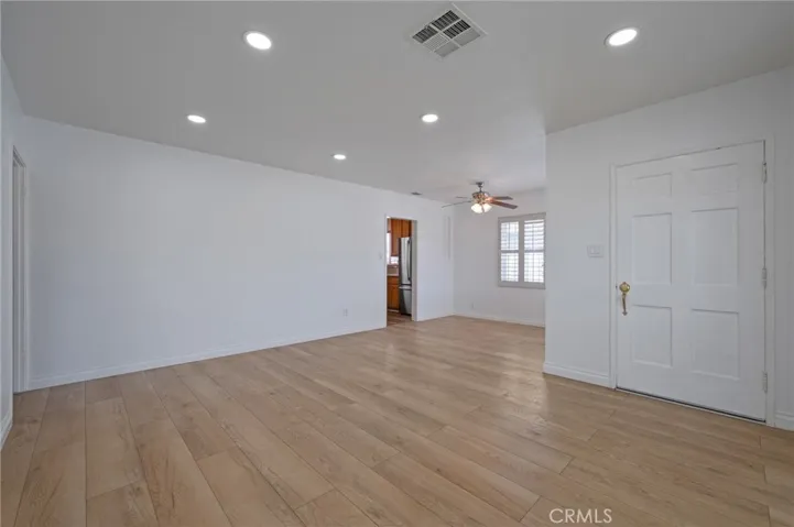 2951 Baltic Avenue, Long Beach, California 90810