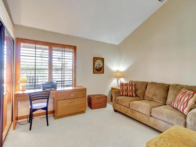 19-41103 Woodhaven Dr E-19