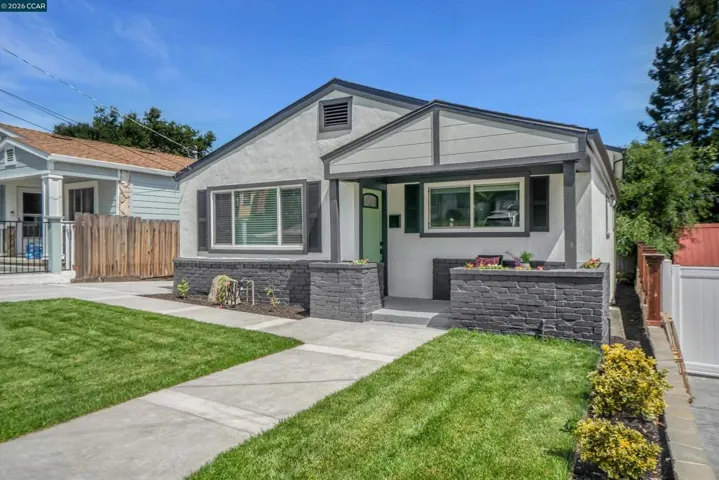 2131 Pomona Ave, Martinez, California 94553