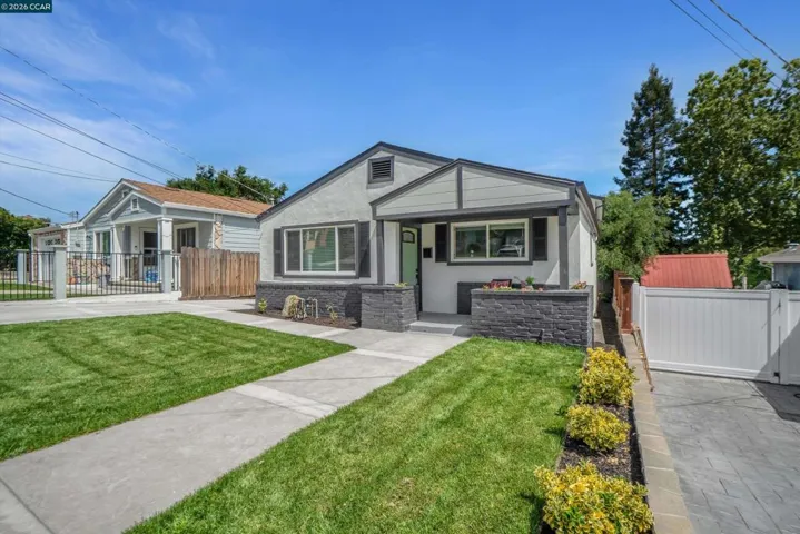 2131 Pomona Ave, Martinez, California 94553
