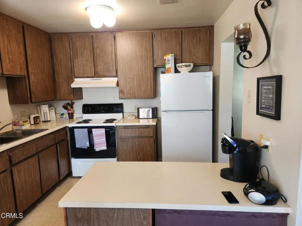 Kitchen 3