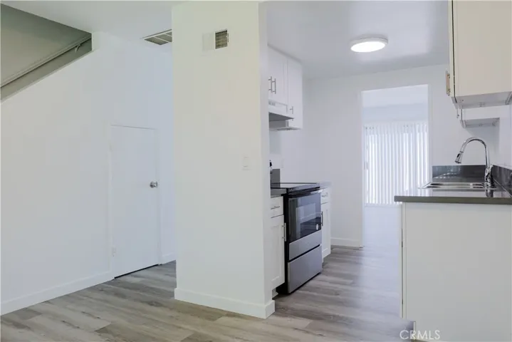 2709 S Baker Street, Santa Ana, California 92707