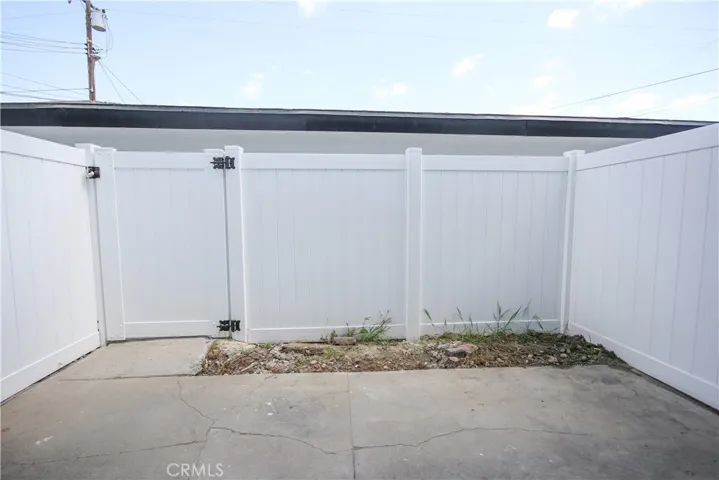 2709 S Baker Street, Santa Ana, California 92707