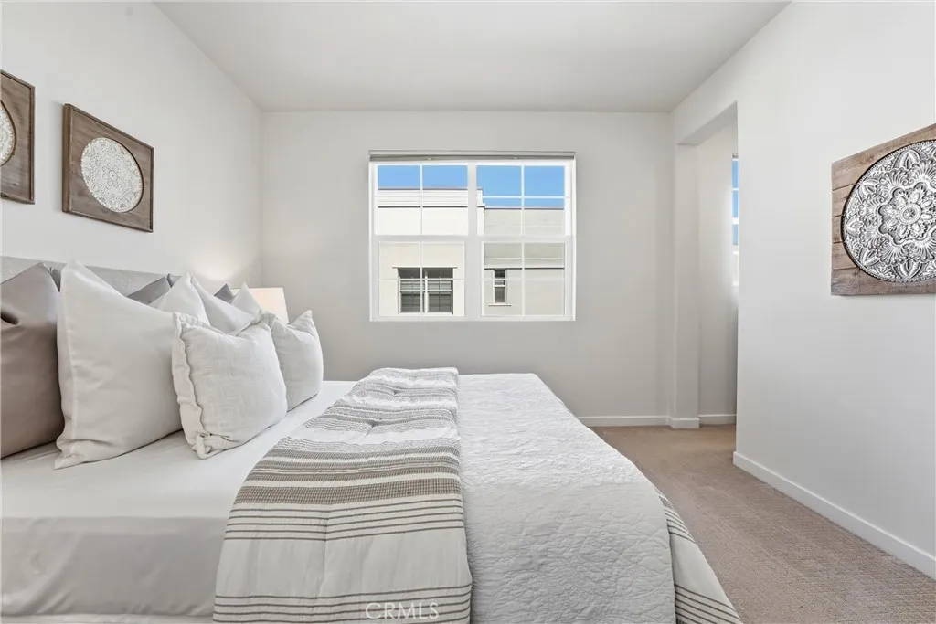 Secondary En Suite on upper level