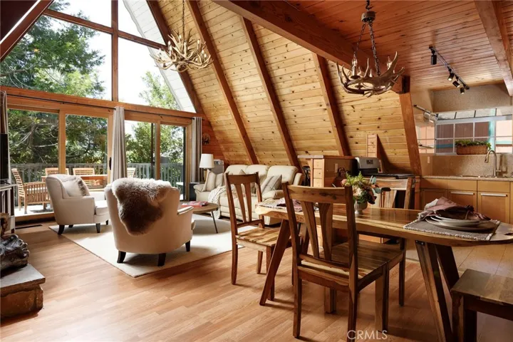422 Pyramid, Lake Arrowhead, California 92352