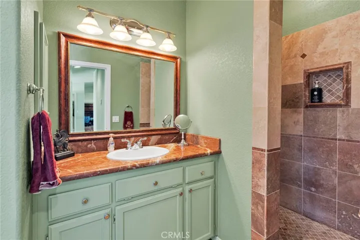 8828 Vincent Court, Hesperia, California 92344