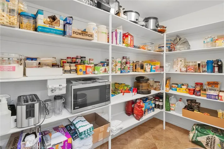 8828 Vincent Court, Hesperia, California 92344