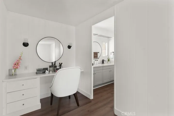 300 Rampart Street, Orange, California 92868