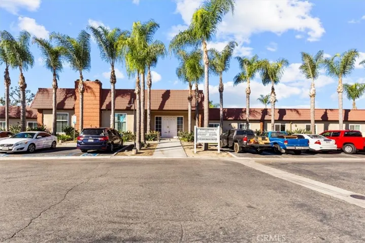 300 Rampart Street, Orange, California 92868