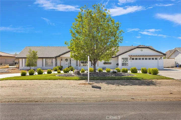 15454 Tuscola, Apple Valley, California 92307