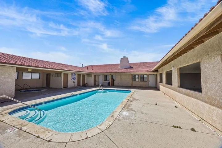 RaeAllenMedia Santa Fe Ave #20-35