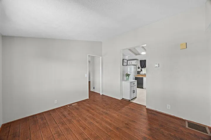 RaeAllenMedia Santa Fe Ave #20-16