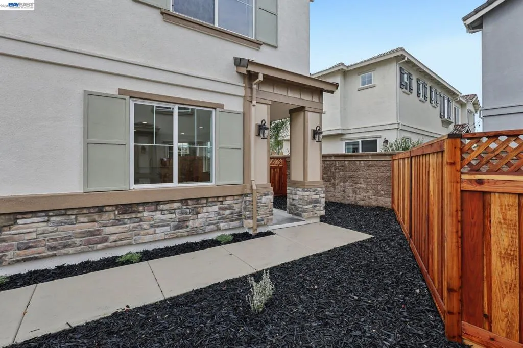 Private front entrance