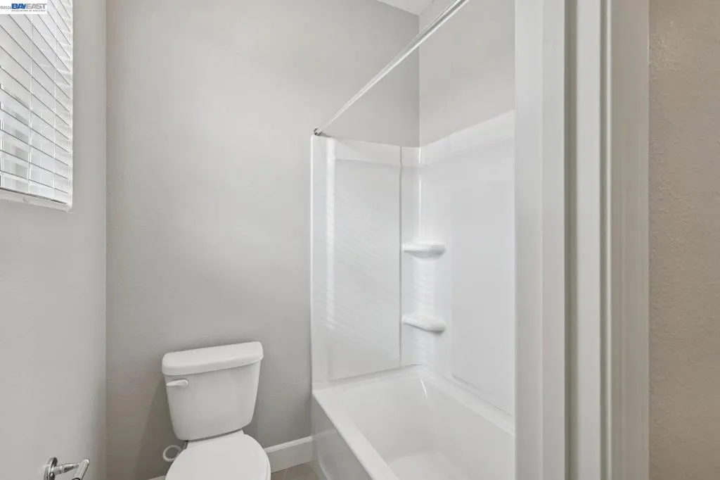 Secondry bathroom