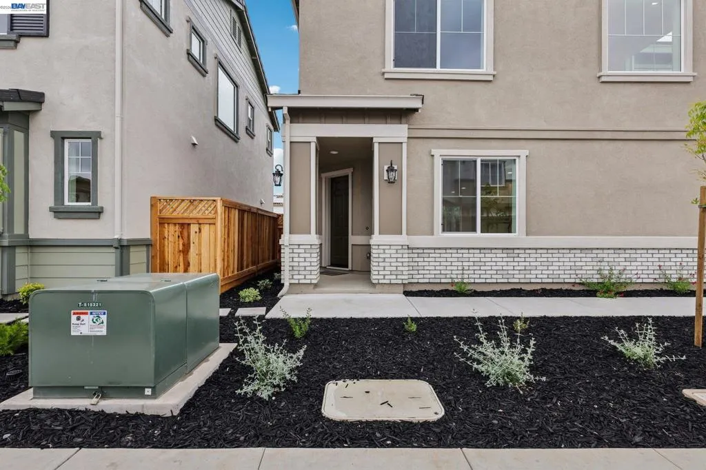 208 Mindy Way, Pittsburg, California 94565 — photo 4