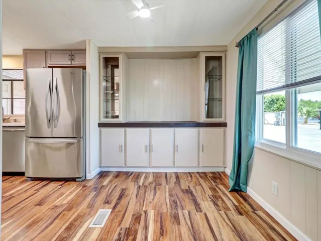 22-51555 Monroe St 75-22