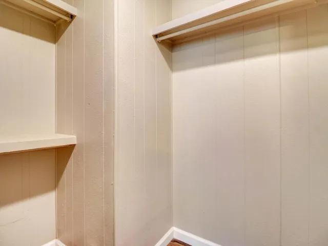 41-51555 Monroe St 75-41