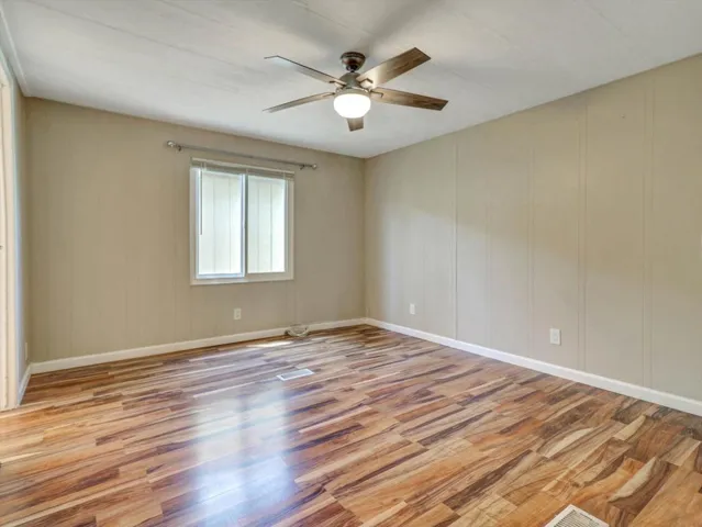 37-51555 Monroe St 75-37