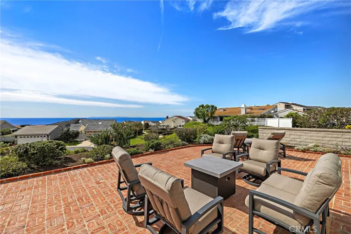 180 degree ocean views