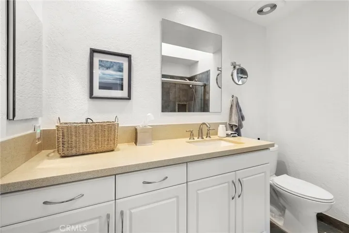 Guest bath