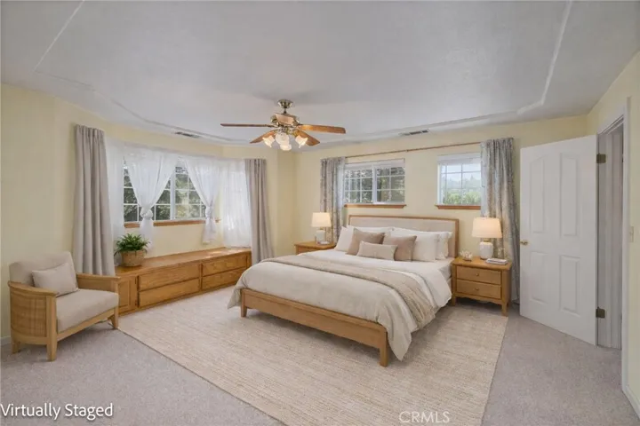 Upstairs primary suite
Virtually staged