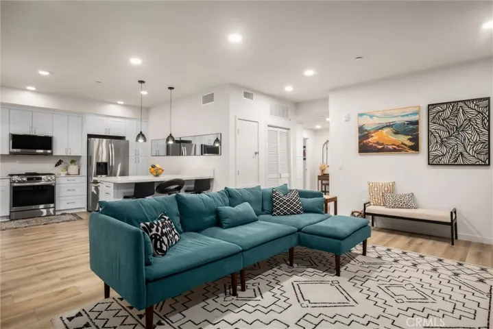 2475 Victoria, San Luis Obispo, California 93401