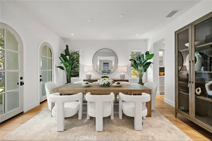 15 Seabluff, Newport Beach, California 92660