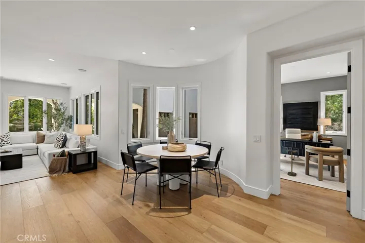 15 Seabluff, Newport Beach, California 92660