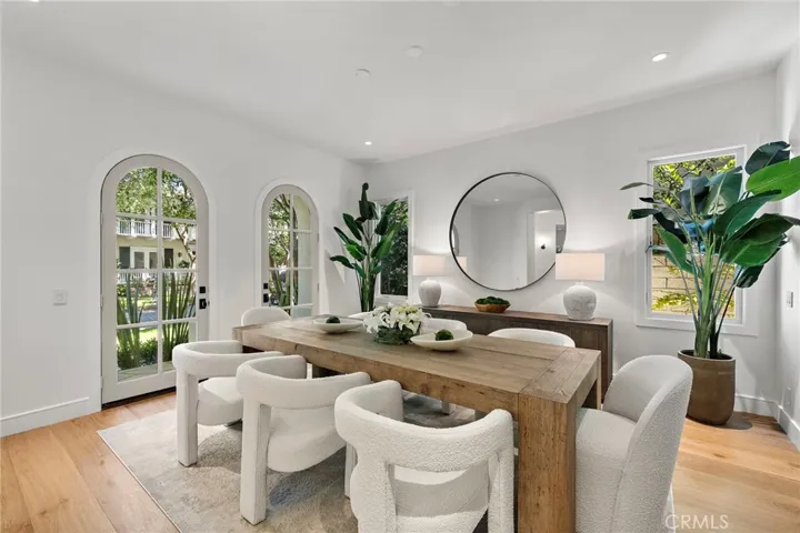 15 Seabluff, Newport Beach, California 92660