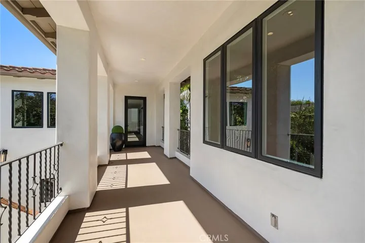 15 Seabluff, Newport Beach, California 92660