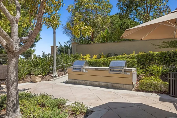 15 Seabluff, Newport Beach, California 92660