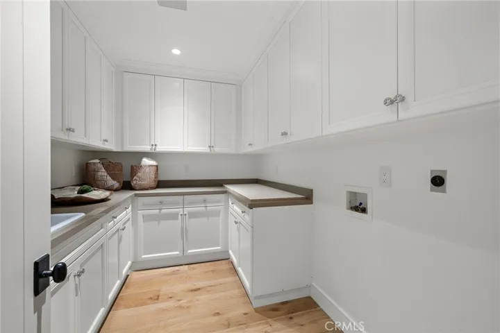 15 Seabluff, Newport Beach, California 92660