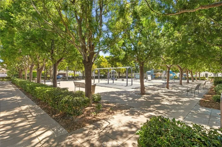 15 Seabluff, Newport Beach, California 92660