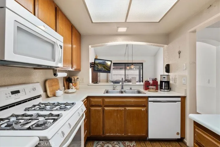 1076 N Howard, Covina, California 91722