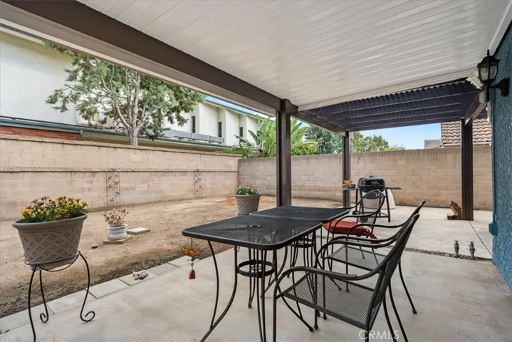 1076 N Howard, Covina, California 91722