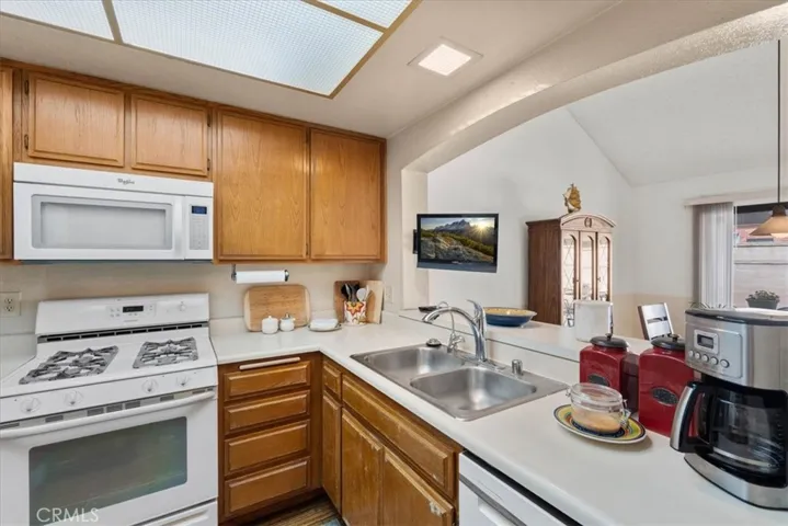 1076 N Howard, Covina, California 91722