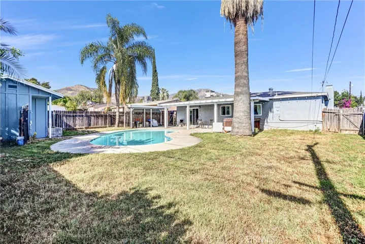 Huge Yard
