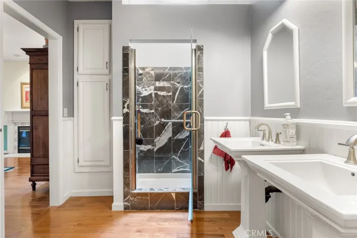 Primary shower