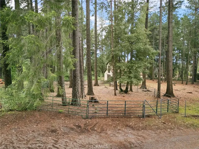 Gated Corral