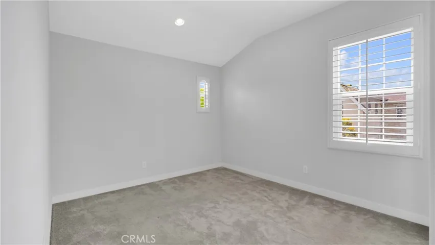 183 Kingswood, Irvine, California 92620