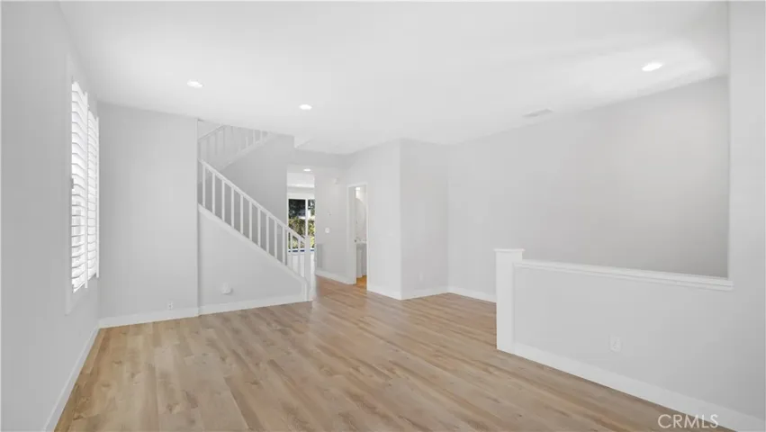 183 Kingswood, Irvine, California 92620