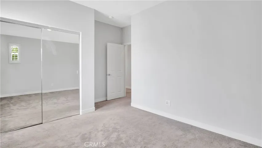 183 Kingswood, Irvine, California 92620