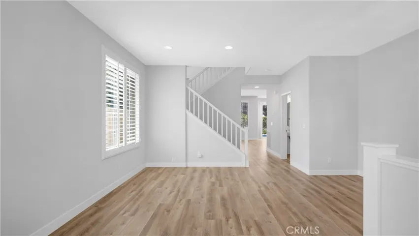 183 Kingswood, Irvine, California 92620