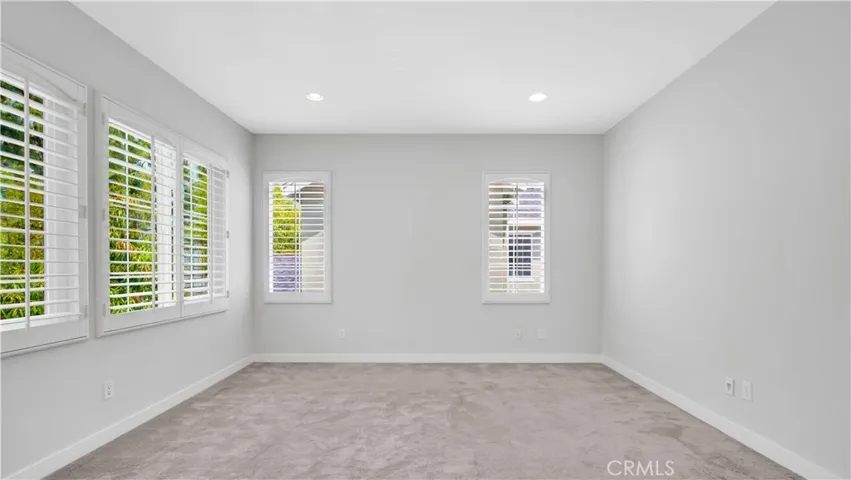 183 Kingswood, Irvine, California 92620