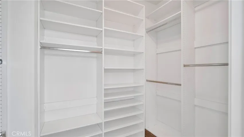 183 Kingswood, Irvine, California 92620