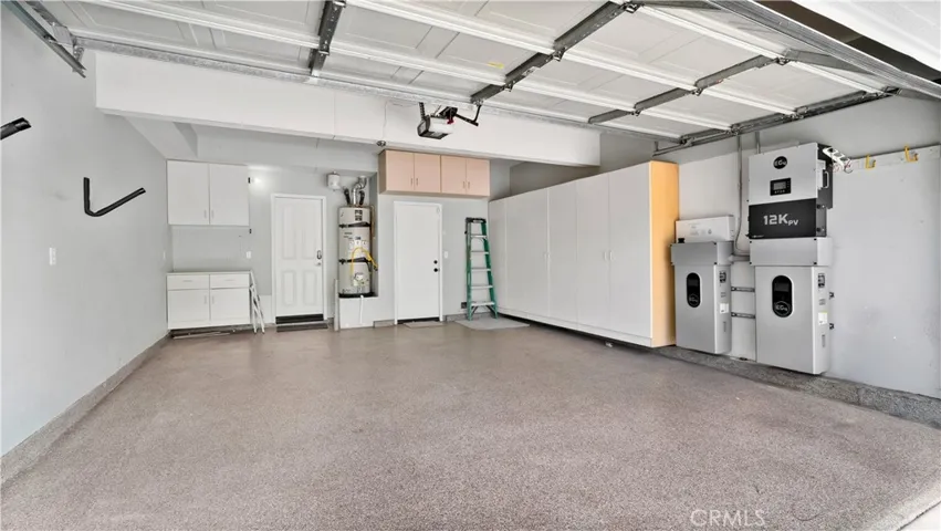 183 Kingswood, Irvine, California 92620