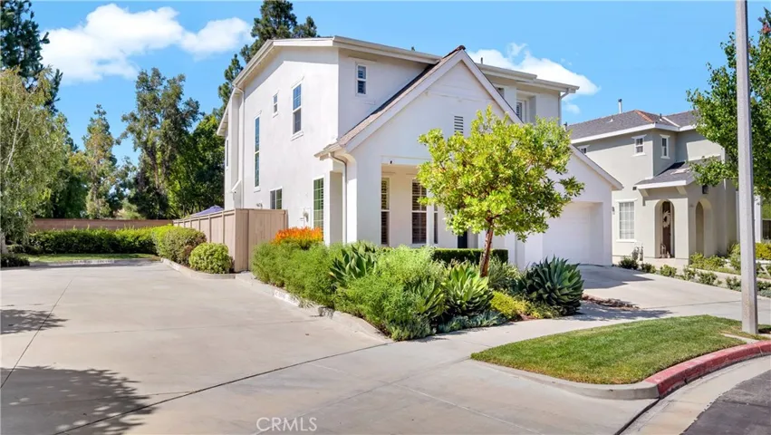183 Kingswood, Irvine, California 92620